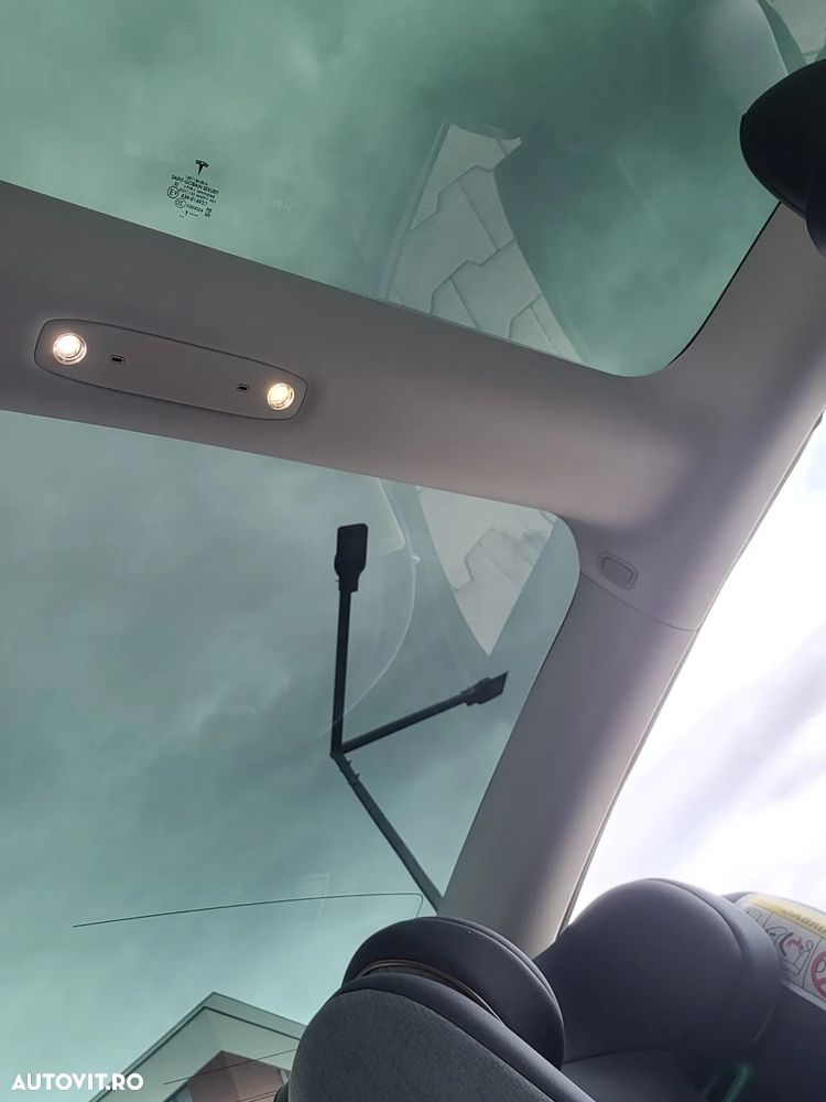 Tesla Model 3 Standard Reichweite Plus Hinterradantrieb - 12