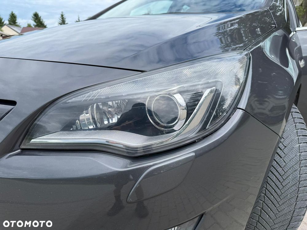Opel Astra 2.0 CDTI DPF Cosmo - 22