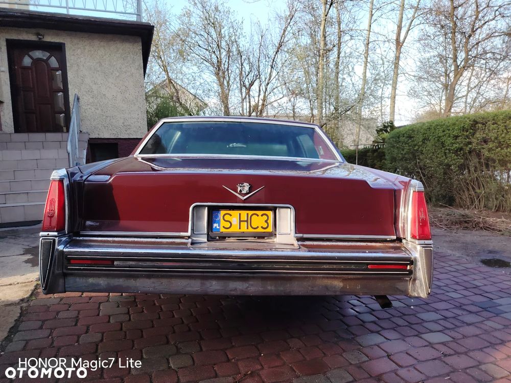 Cadillac Deville - 4