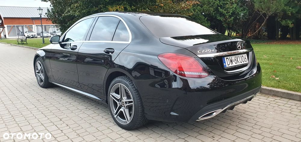 Mercedes-Benz Klasa C 220 d 9G-TRONIC - 8