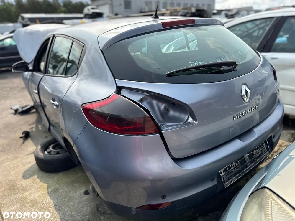 Renault Megane  - na części - 9