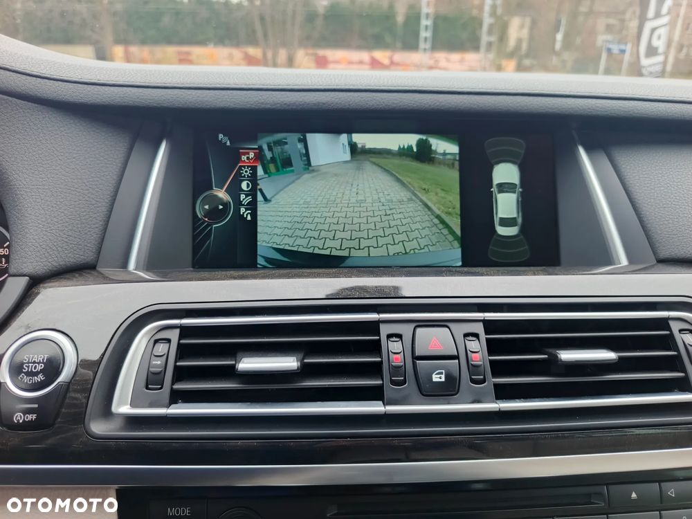 BMW Seria 7 740d xDrive Edition Exclusive - 17