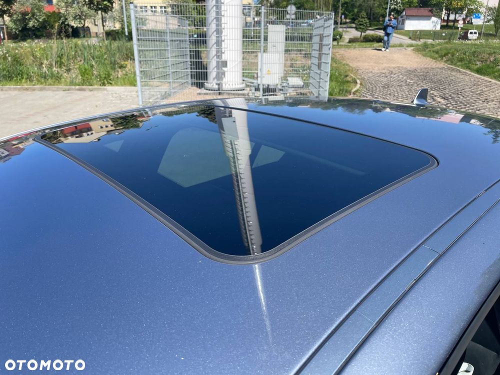 BMW Seria 3 325xi Edition Exclusive - 10