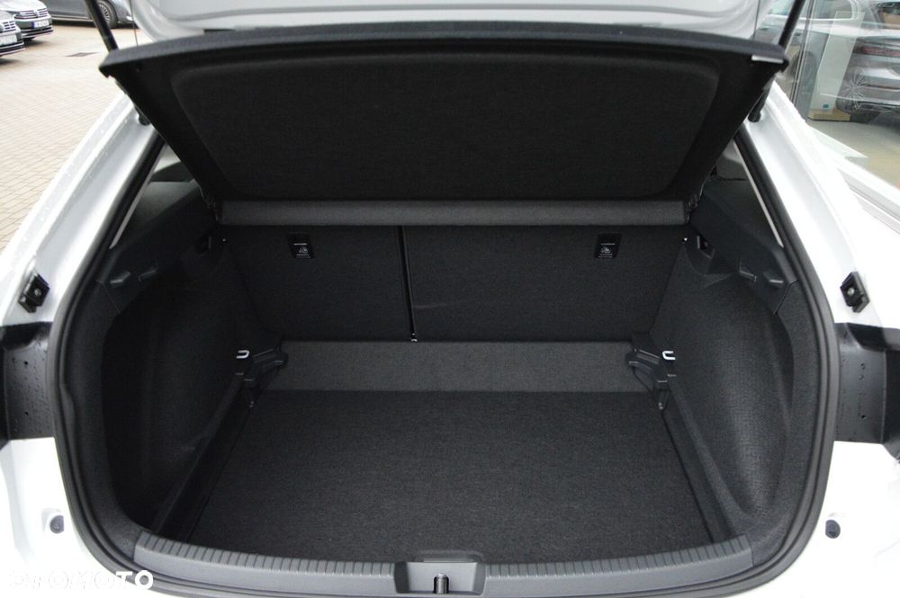 Volkswagen Taigo - 28