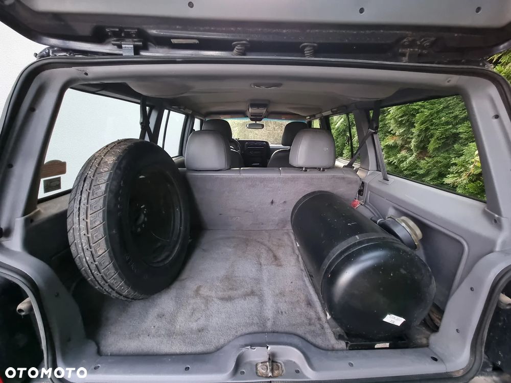 Jeep Cherokee 4.0 Limited - 13