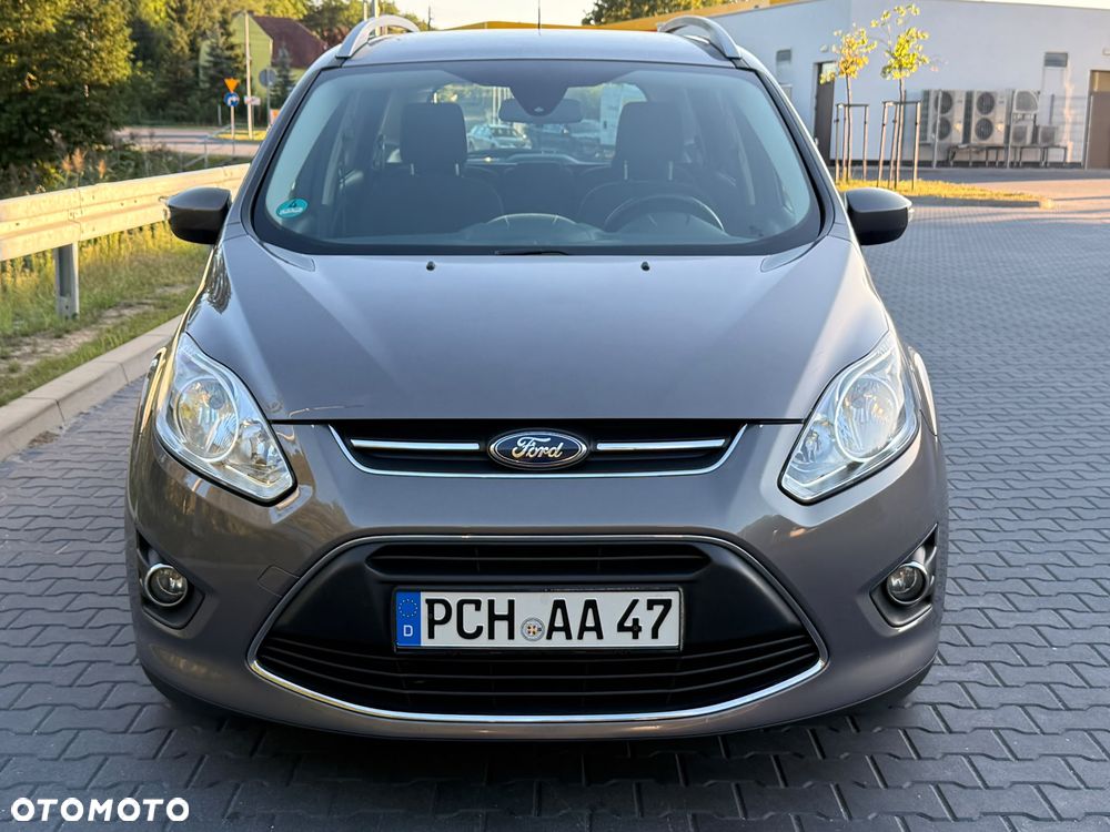Ford Grand C-MAX - 11
