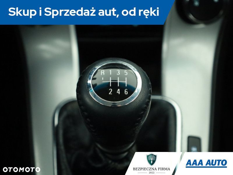 Chevrolet Cruze - 15