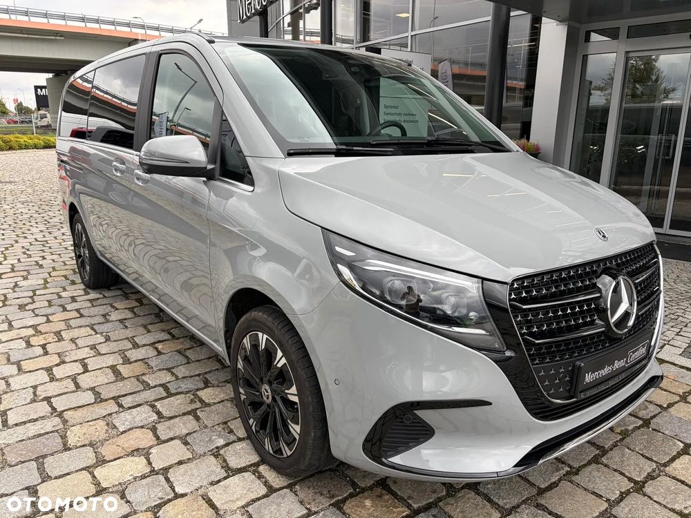 Mercedes-Benz V-Class