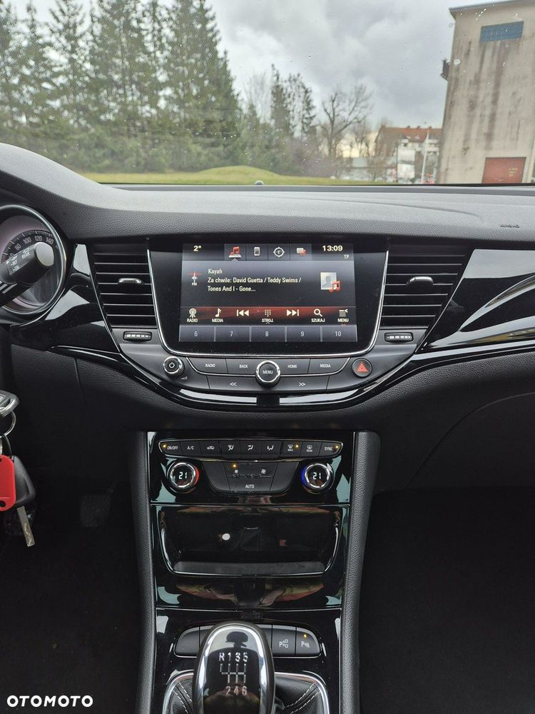 Opel Astra 1.4 T GPF Dynamic S&S - 15