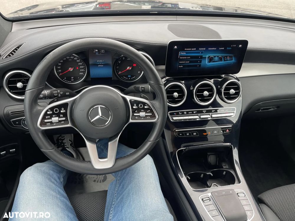 Mercedes-Benz GLC - 13