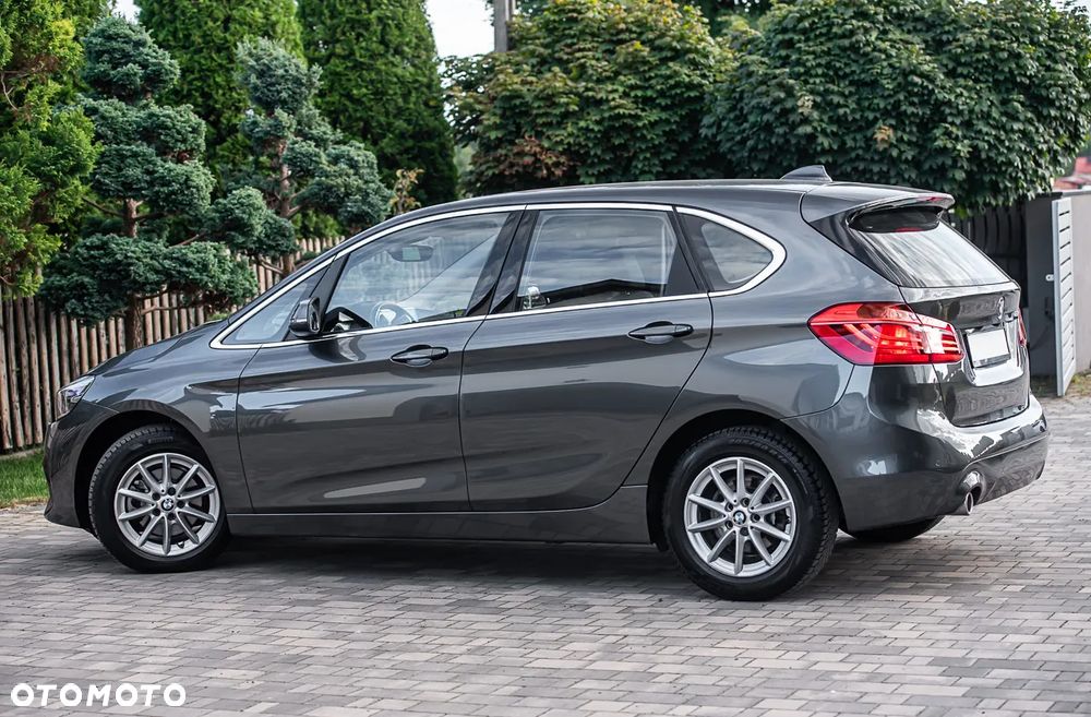 BMW Seria 2 216d Active Tourer - 9