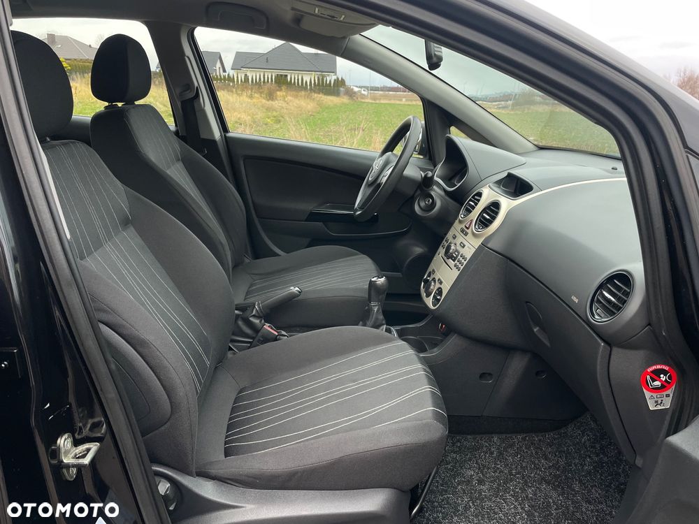 Opel Corsa 1.2 16V - 17