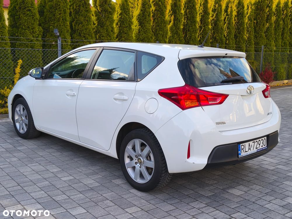 Toyota Auris 1.33 Dual-VVT-i Cool - 6