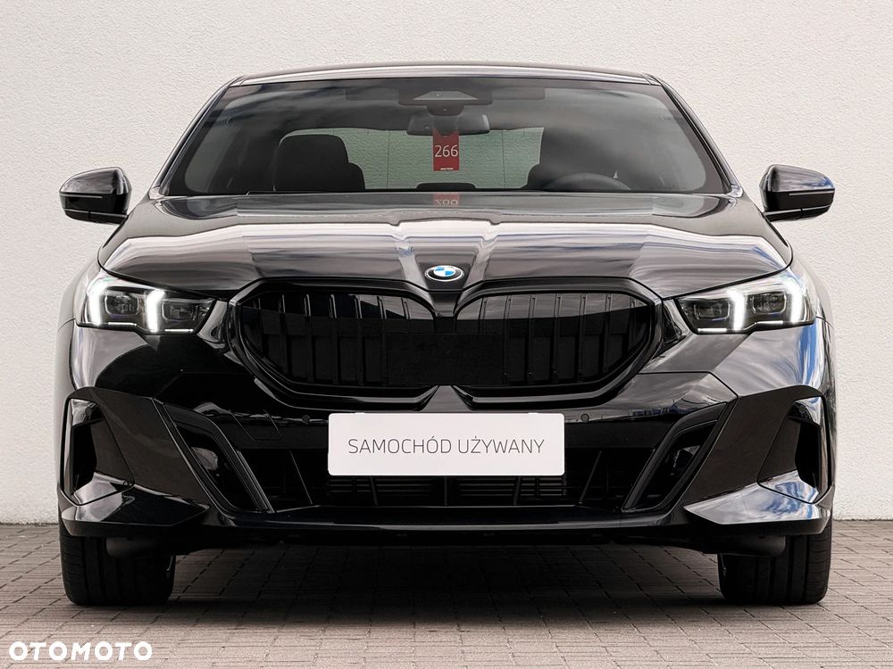 BMW Seria 5 520d xDrive - 5