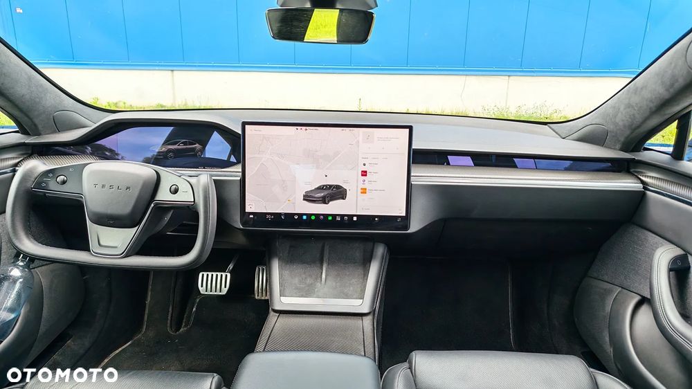 Tesla Model S Plaid - 12