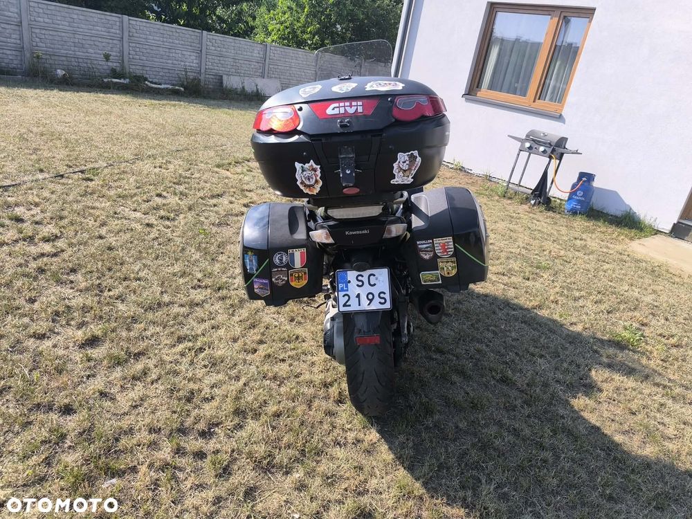 Kawasaki GTR - 7