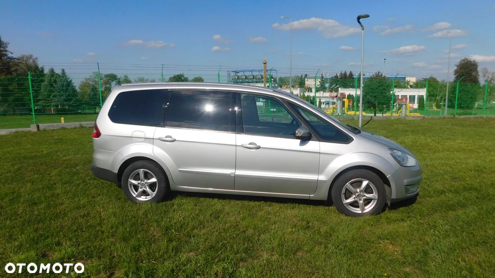 Ford Galaxy - 19