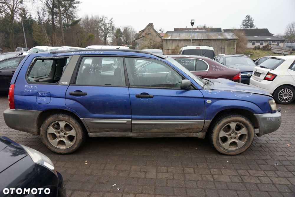 SUBARU FORESTER II SG SUV 2003 2C3 2.0T 16V EJ205 176KM TY755VN4AA NIEBIESKI na części - 6