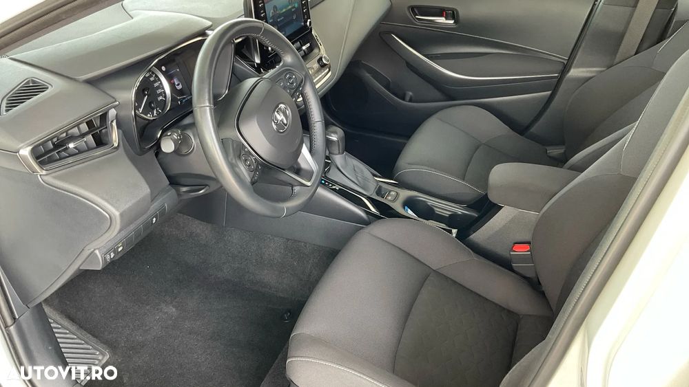 Toyota Corolla 1.8 HSD TS Dynamic - 13