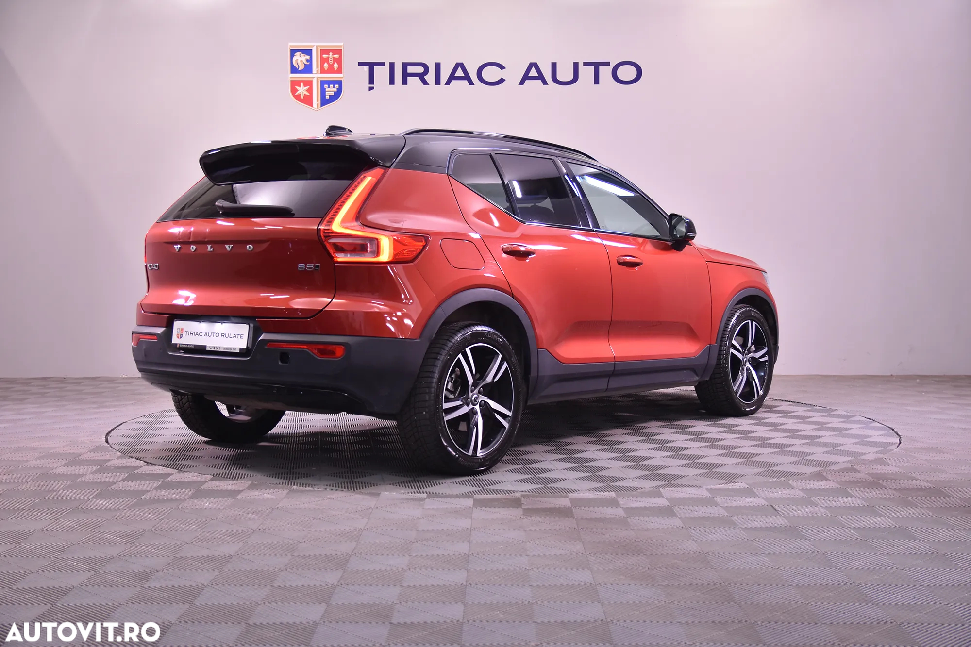 Volvo XC 40 B5 B AWD Geartronic RDesign - 5