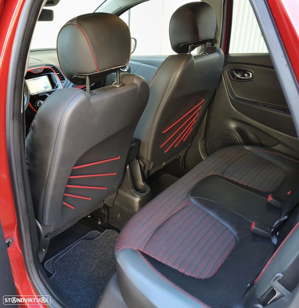 Renault Captur 0.9 TCE Helly Hansen - 20