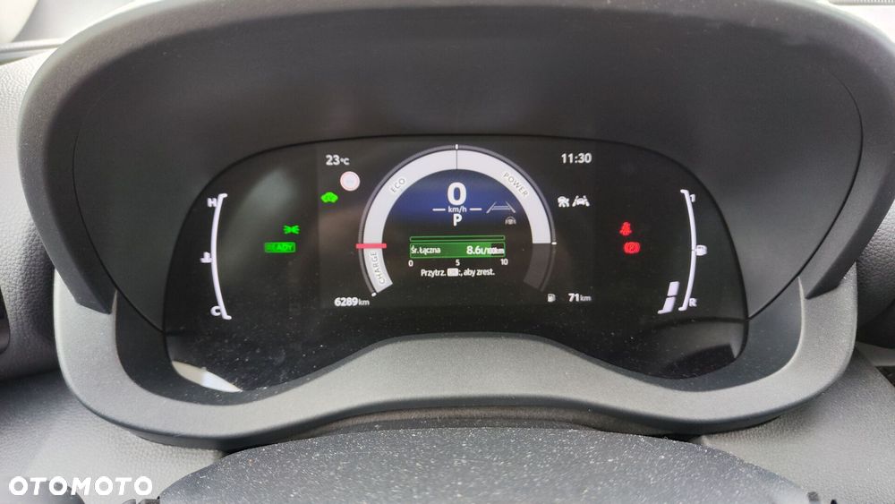 Toyota Yaris Hybrid 1.5 Style - 12
