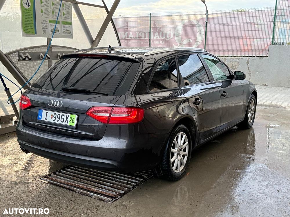 Audi A4 2.0 TDI Multitronic - 6