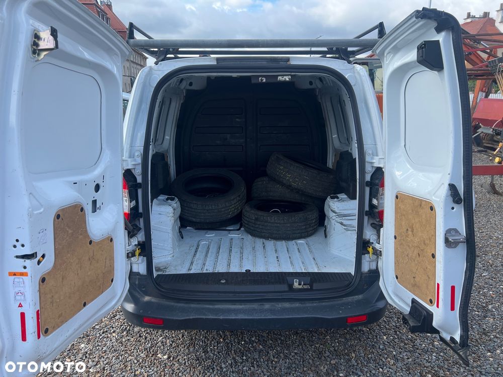 Ford Transit Courier - 7