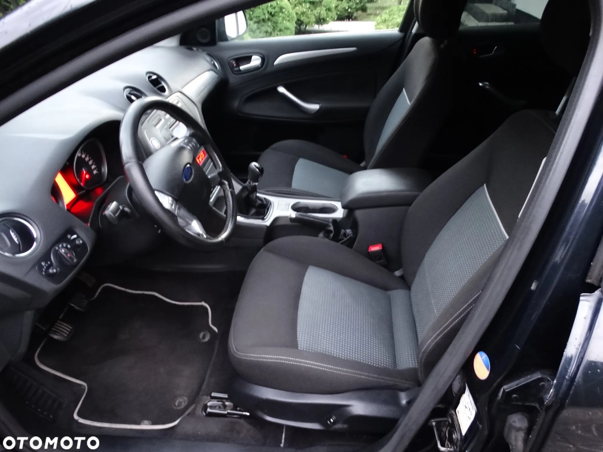 Ford Mondeo - 15