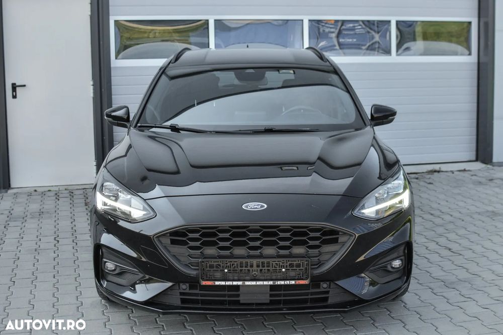 Ford Focus 1.0 EcoBoost Start-Stopp-System ST-LINE DESIGN - 17