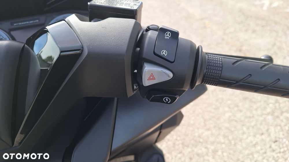 Honda NSS - 27