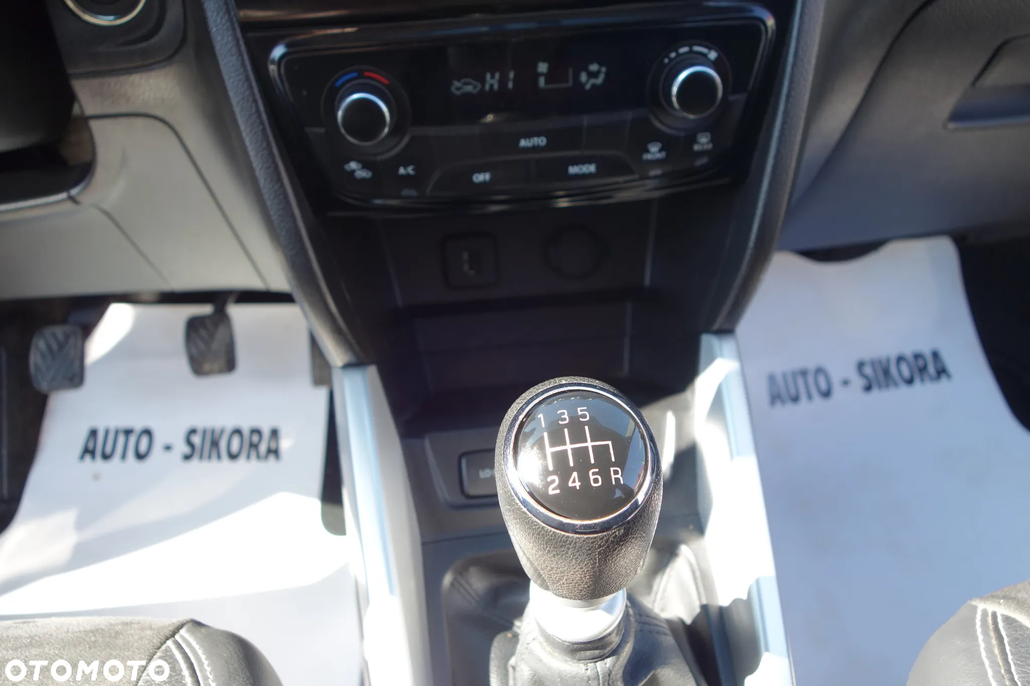 Suzuki Vitara - 27