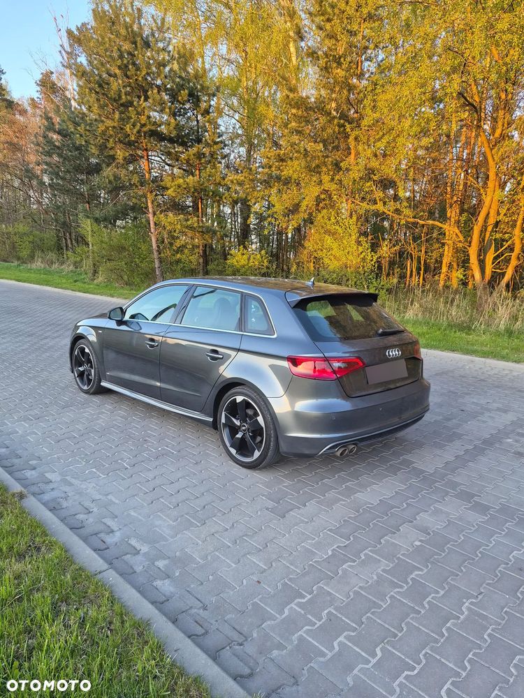 Audi A3 Sportback 2.0 TDI (clean diesel) S tronic S line Sportpaket - 9