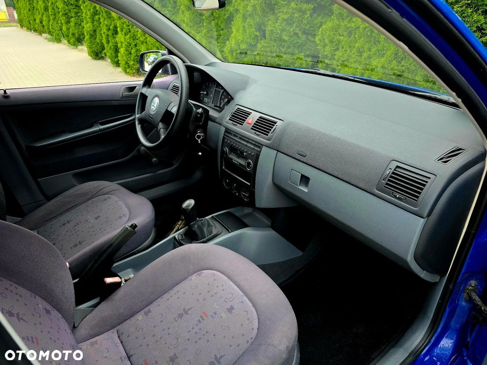 Skoda Fabia 1.4 16V Ambiente - 18