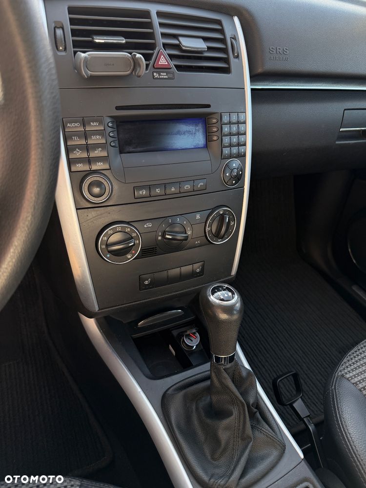 Mercedes-Benz Klasa B 150 - 18