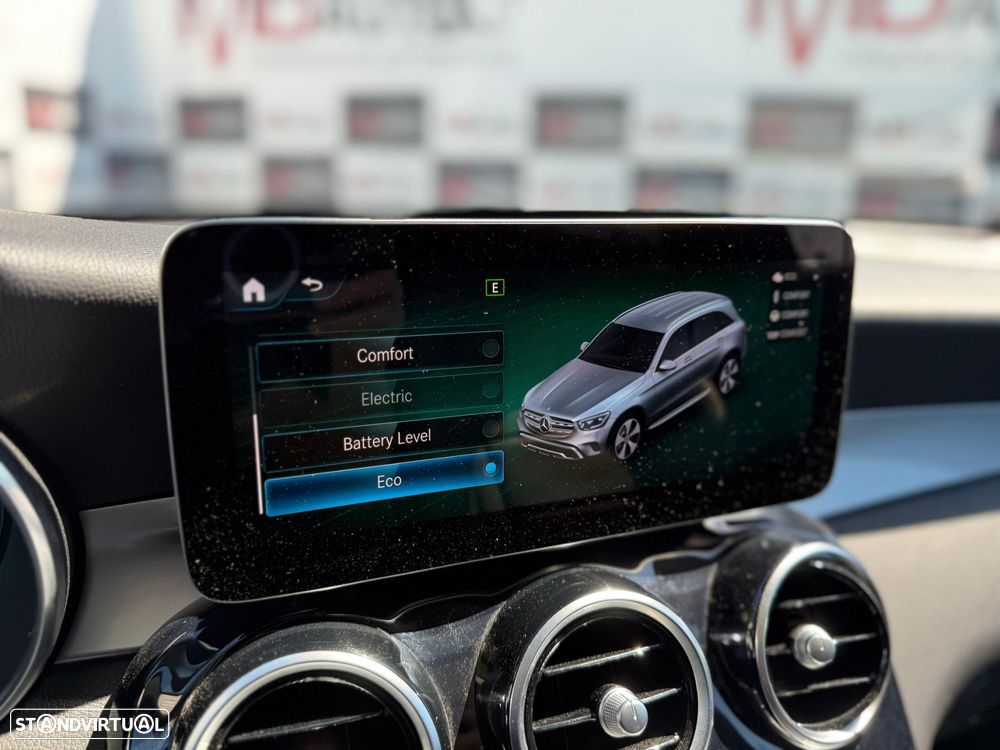 Mercedes-Benz GLC 300 de 4Matic - 53