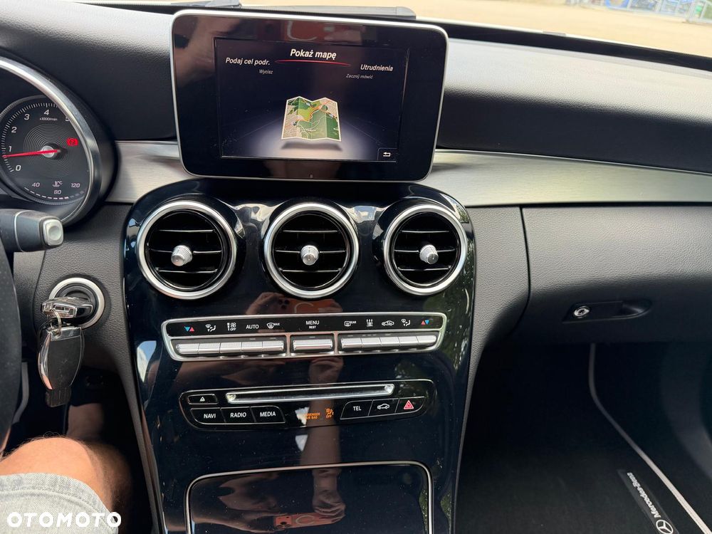Mercedes-Benz Klasa C 200 7G-TRONIC Exclusive - 19