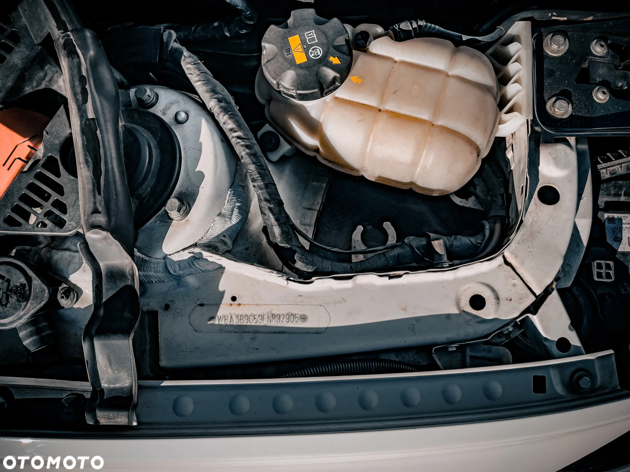 BMW Seria 3 335i xDrive - 26