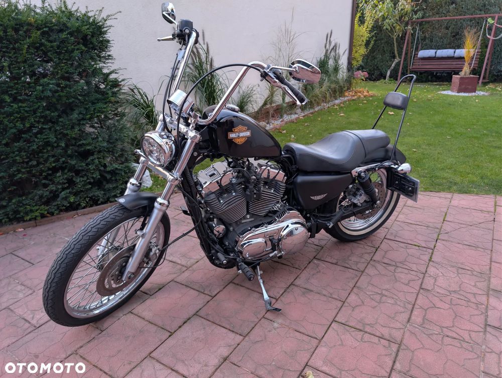 Harley-Davidson Sportster Seventy-Two - 1