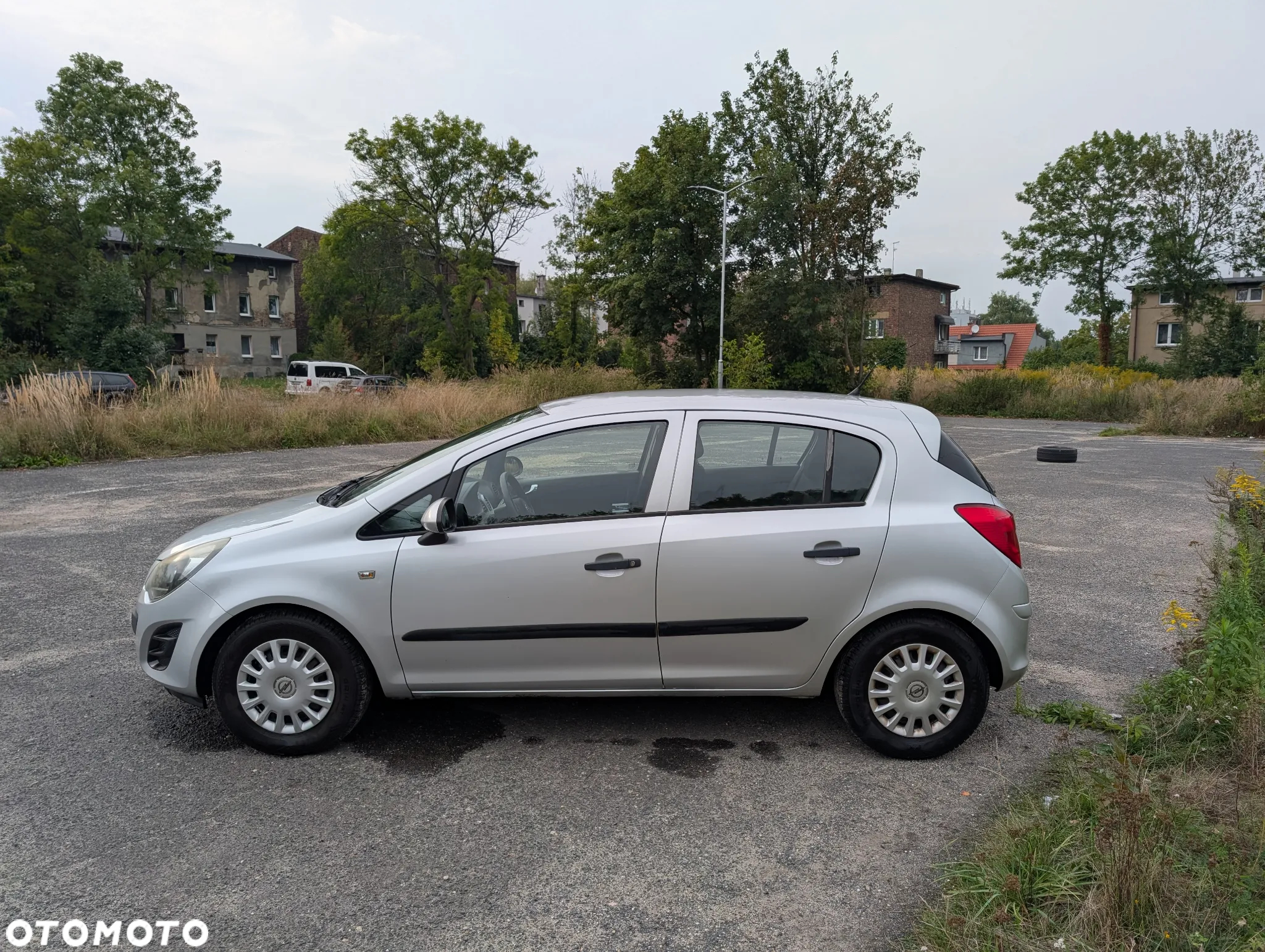 Opel Corsa 1.2 16V Edition / Active - 6