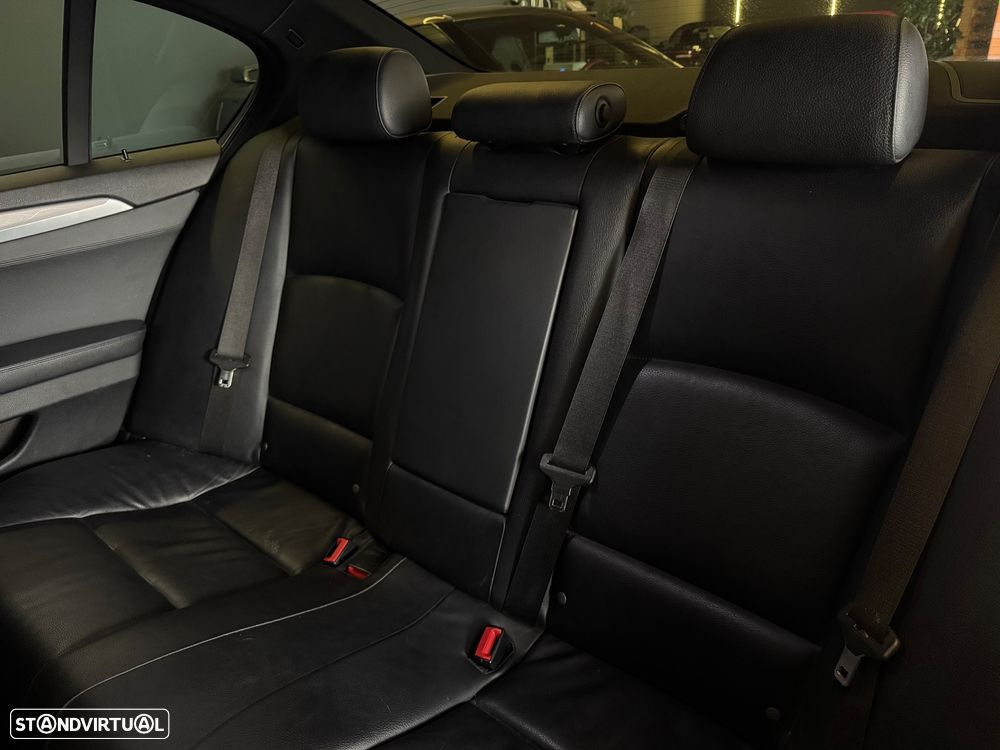 BMW 520 d Pack M Auto - 23