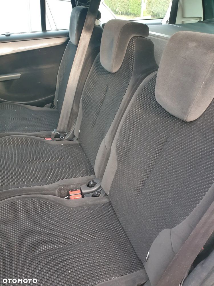 Citroën C4 Picasso 1.8 16V Advance - 4