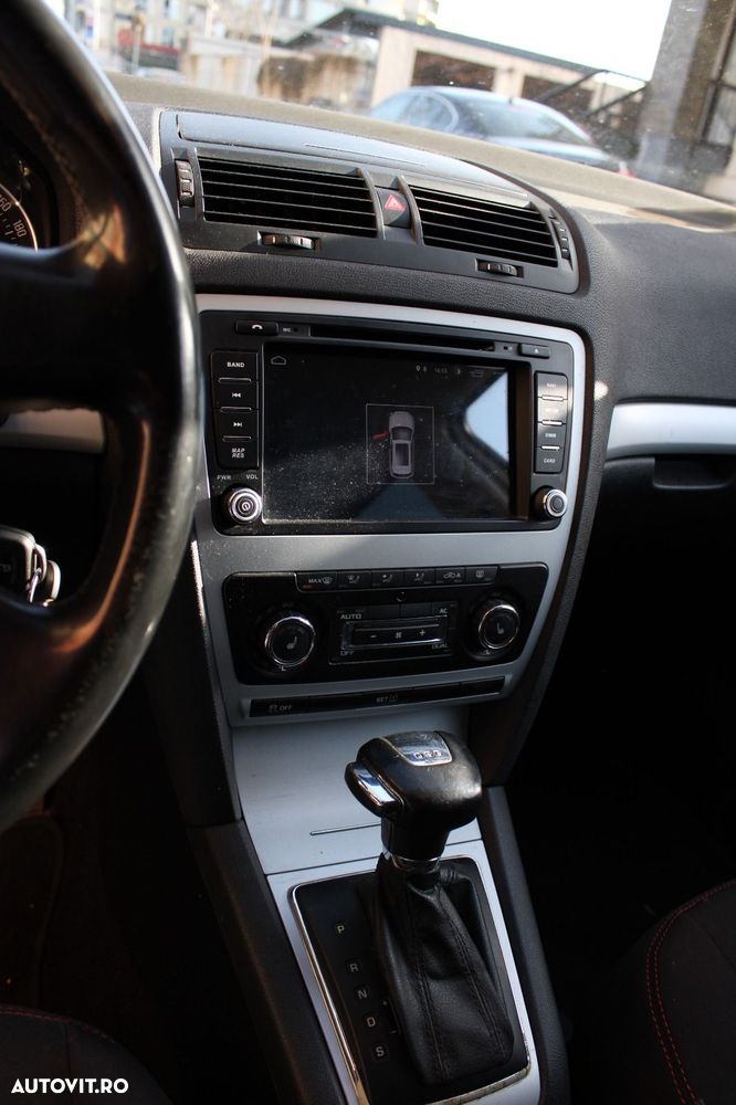 Skoda Octavia 1.8 Elegance TSI DSG - 14
