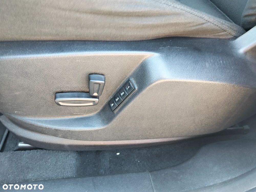 Ford S-Max 2.0 TDCi DPF Titanium X - 13