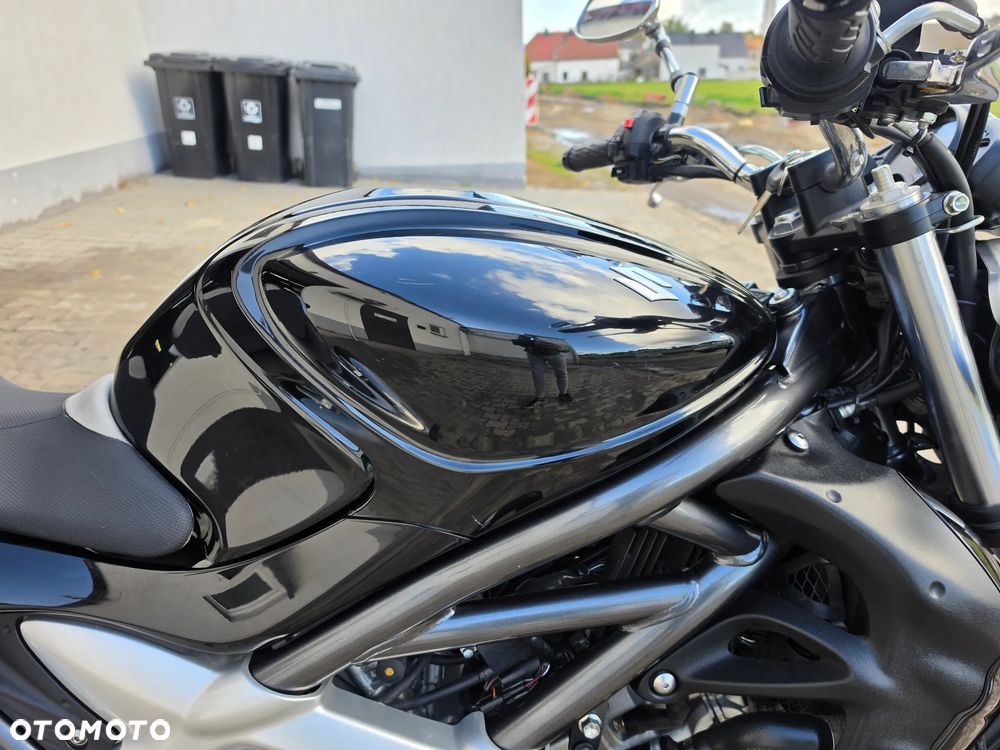 Suzuki Gladius - 20