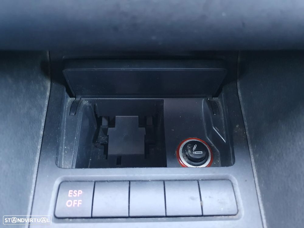 VW Golf 1.6 TDi Confortline - 26