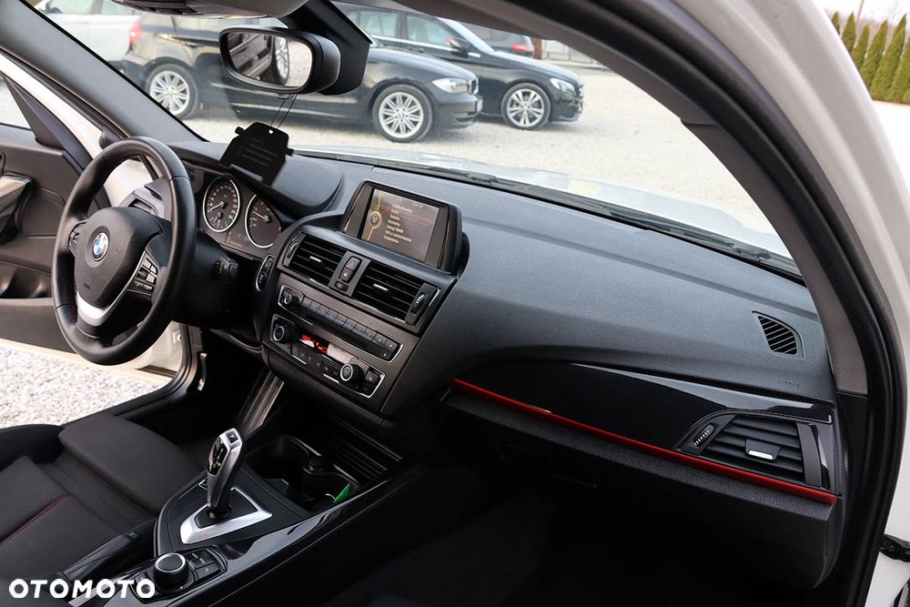 BMW Seria 1 116i Sport Line - 24