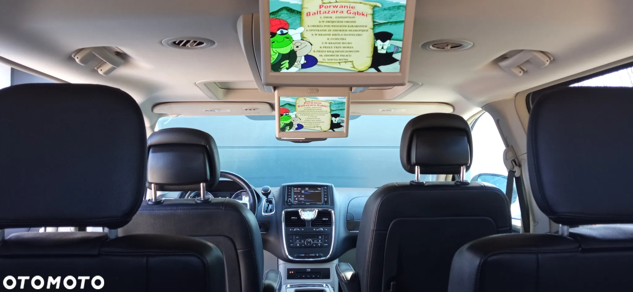 Chrysler Town & Country 3.6 Limited - 10
