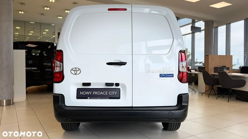 Toyota Proace City - 8