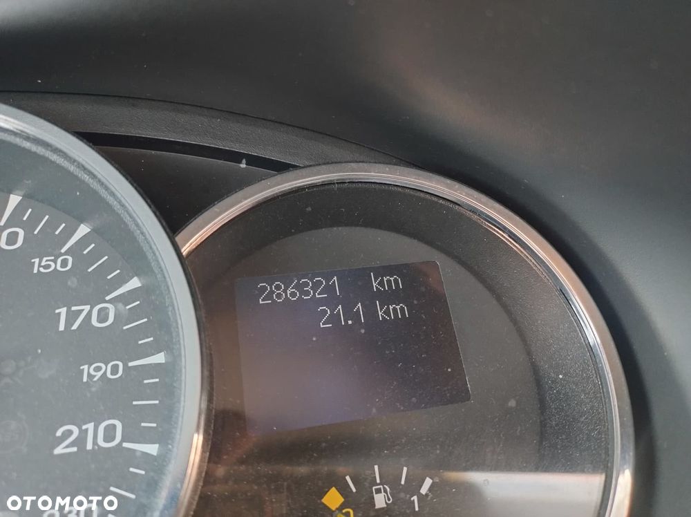 Renault Fluence 1.6 16V Privilege - 2
